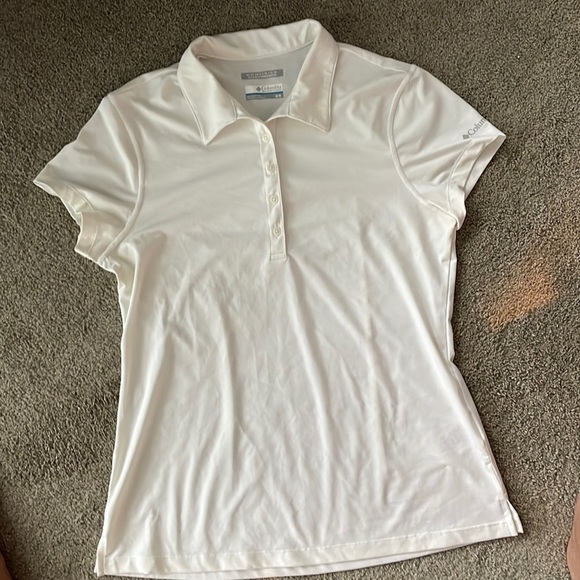 Columbia Omni-WickFitted‎ Top - Picture 1 of 9